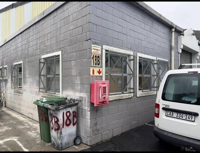 INDUSTRIAL FOR SALE IN KOMMETJIE